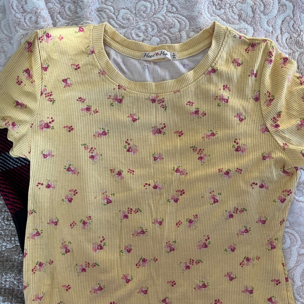 CUTE TOP